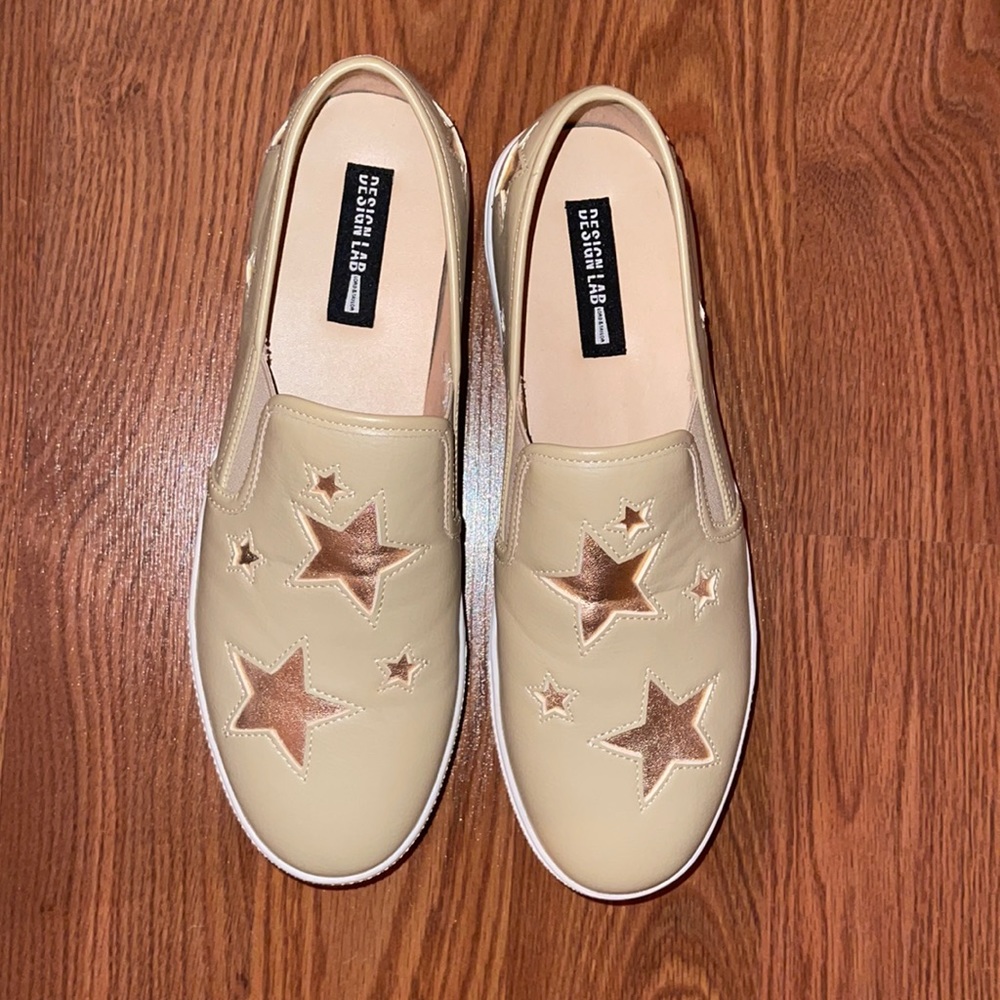 Star platform sandals